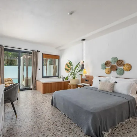 Blu Luxury Unique - Adults-only Hotell 4*