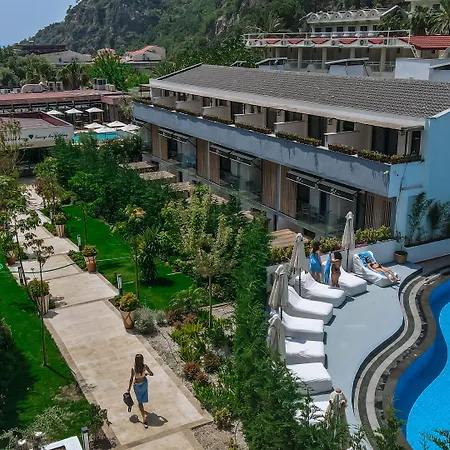 Blu Luxury Unique - Adults-only Hotell 4*