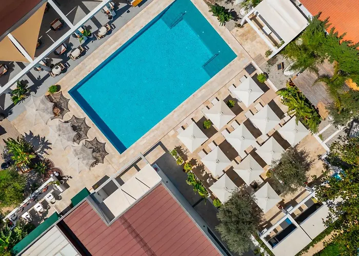 Blu Luxury Unique - Adults-only Otel 4*